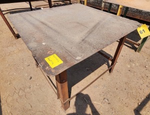 1 - ITEM Bench Work, Steel 1,2m long x1,2m wide x,9m high