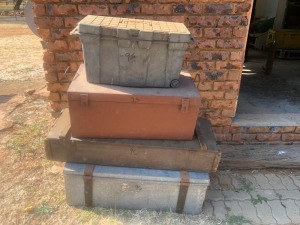 1X JOB LOT JOB LOT CRATES