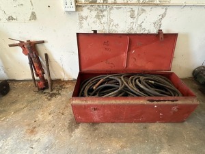 1X JACK HAMMER JACK HAMMER PLUS STEEL BOX WITH PIPES