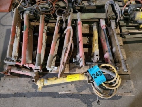 11 - ITEMS Hydraulic hand pump Enerpac