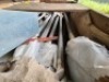 16 - ITEMS Head stands - 2