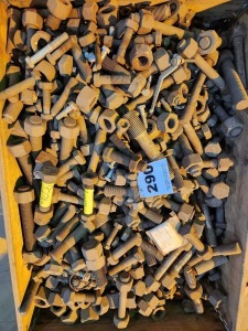 927kg Bolts & Nuts
M32, M20, M16
Mild Steel