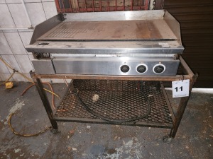 1 X Flat Top Griller