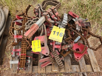 1 - ITEM Clamp Chain used 
One pallet