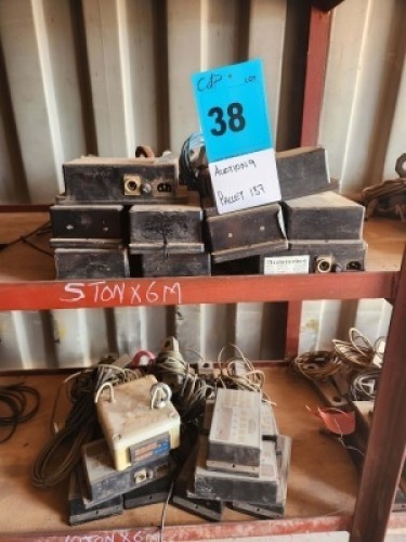 20 - ITEMS 5 Ton Load Cell and Display Box