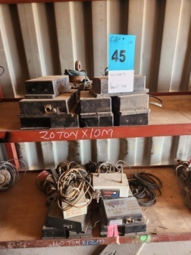 20 - ITEMS 5 Ton Load Cell and Display Box