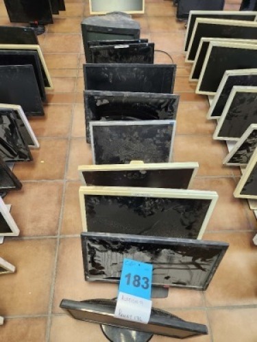 10 - ITEMS PC Monitors - SEE DESCRIPTION