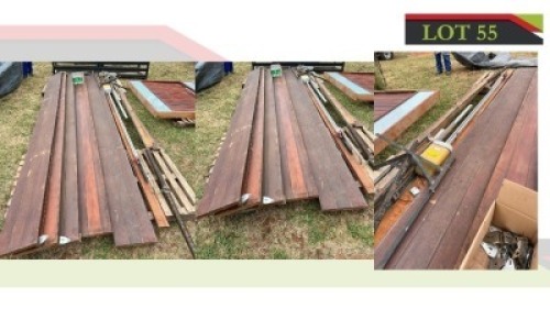 1X Wood Folding Door MC van Deventer (See Description for Details)