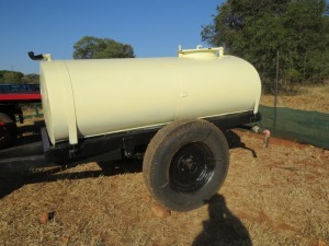 1X White water/Diesel Trailer