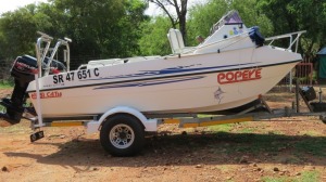 1X Deap Sea Fishing Boat