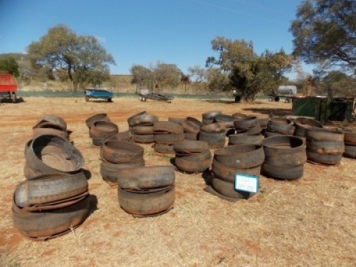 3X Tyre voerbakke/ Tyre feeding Bowls