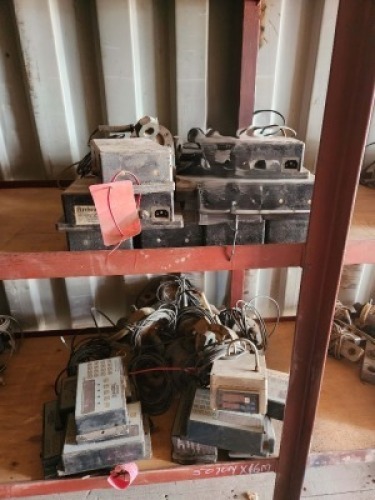 10 - ITEMS 5 Ton Load Cell and Display Box