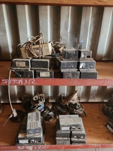 20 - ITEMS 5 Ton Load Cell and Display Box