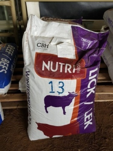 LOT 13&nbsp;4X NUTRI FEEDS - WINTERBREKER 32 VOER KOOPERASIE / DANIELLE JANSEN VAN RENSBURG