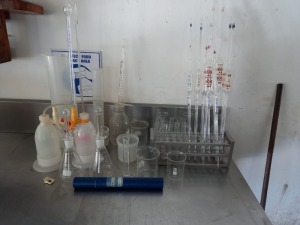 LAB VOLUMETRIC PIPETTES