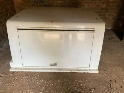 CATALOGUE ITEM - 1 X Canopy