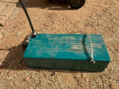 FLOOR ITEM - 1 X Outdoor Warehouse Water Tank