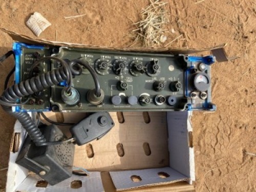 FLOOR ITEM - 1 X Fuchs B25 Radio