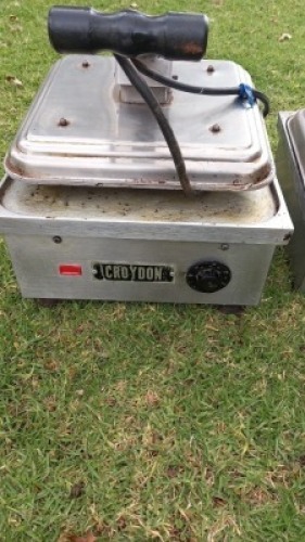 SANDWICH TOASTER