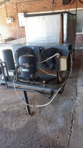 COLD ROOM COMPRESSOR