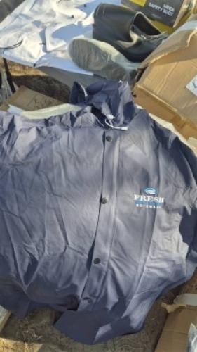 1 X Rain Coats (36 pieces in the lot) WaterWay Investments