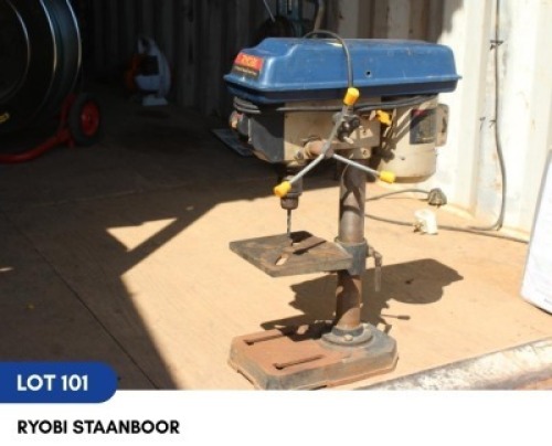 1 X RYOBI STAANBOOR SARINE CONSTRUCTION