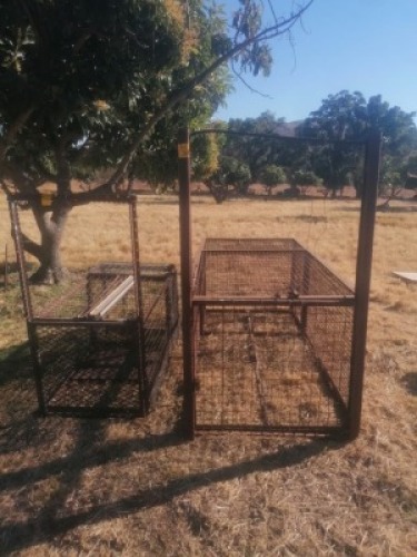 2 x CAGES