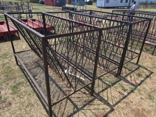 3 X Bale feeders (Per item to take the lot)