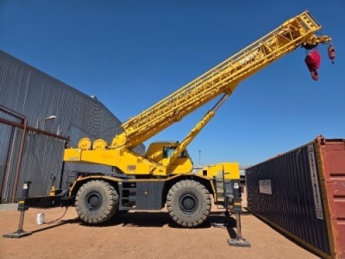 1 x Tadano GR55-EX 55Ton Rough Terrain Crane with spreader bar - 2009 model,hours 8423 NO BATTERY