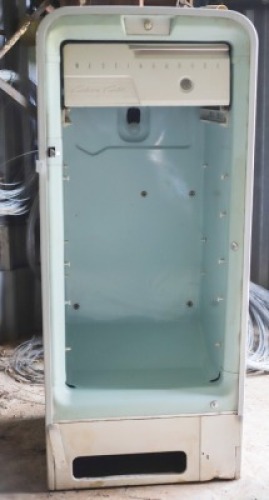 ON CATALOGUE ONLY - WITHDRAWN - 1 X Westinghouse Fridge M MEYER