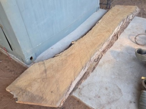 1 X Wooden Slab ELLISRAS SAAG MEULE
