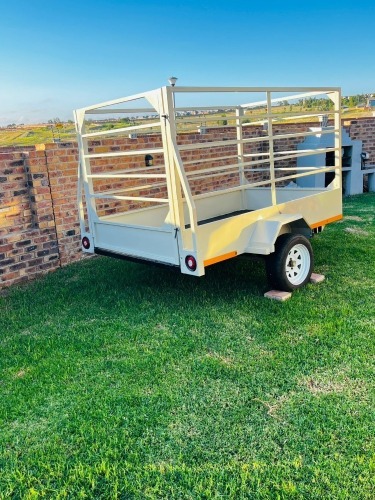 1 X TRAILER DEVON