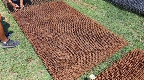 1 X 1.2mx2m mesh 25mmx50mm hole 4mm thick Vanderbijlpark