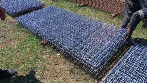 1 X 1mx2.1m galvanised mesh 100mmx100mm hole 4mm thick Vanderbijlpark