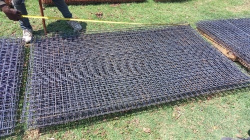 1 X 1.2mx2m black mesh 50mmx50mm hole 4mm thick Vanderbijlpark