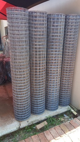 1 X 1.8mx30m A grade Mesh 50mmx50mm hole 1.6mm thick Vanderbijlpark
