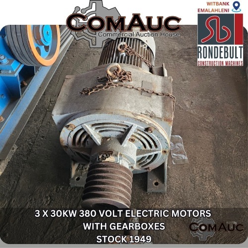 1 X 3 X 30KW 380 VOLT ELECTRIC MOTORS WITH GEARBOXES STOCK NR: 1949