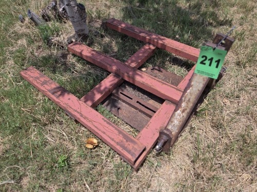 1 X 3 point lift forks Dave Kriel