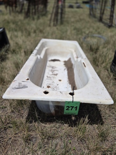 1 X Bathtub Water / Feed Trough Daan Swan