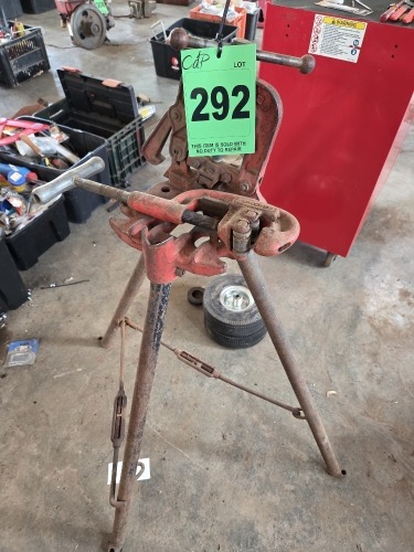 1 X Portable Pipe Yoke Vise on a Tripod Stand Dave Kriel