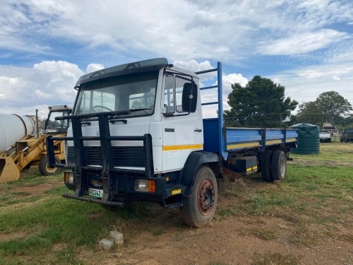 1 X Mercedes Benz flat deck truck Bloemfontein onsite