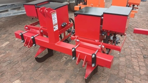1 X Double row multi seed grain planter Bloemfontein onsite