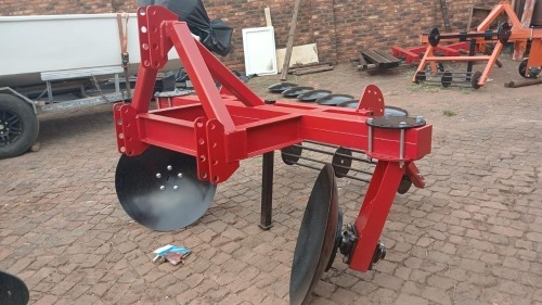 1 X Single row ridger Bloemfontein onsite