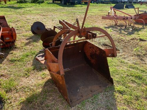 1 X Massey Ferguson dam skrop without wheel Bloemfontein onsite