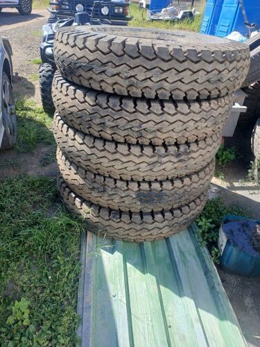 1 X 12.00 - 20 Tyre x6 Bloemfontein onsite