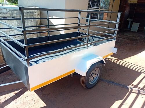 1 X 1.3m x 2.3 trailer Bloemfontein Onsite