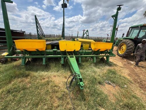 1 X 6 Ry John Deere Planter Henneman