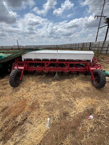 1 X 12 Ry Soilmaster planter Henneman