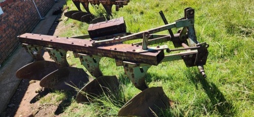 1 X 4 Skaar John Deere Balk Ploeg (Auto Reset) Potchefstroom
