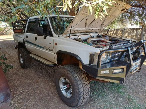1 X Toyota Raider 4x4 Twin cam 24 valve Engine Jacobsdal